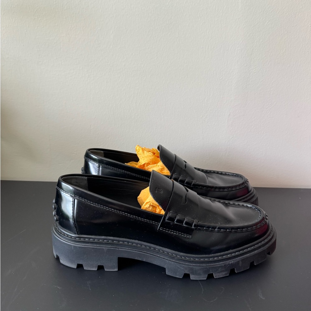 Tod’s loafers